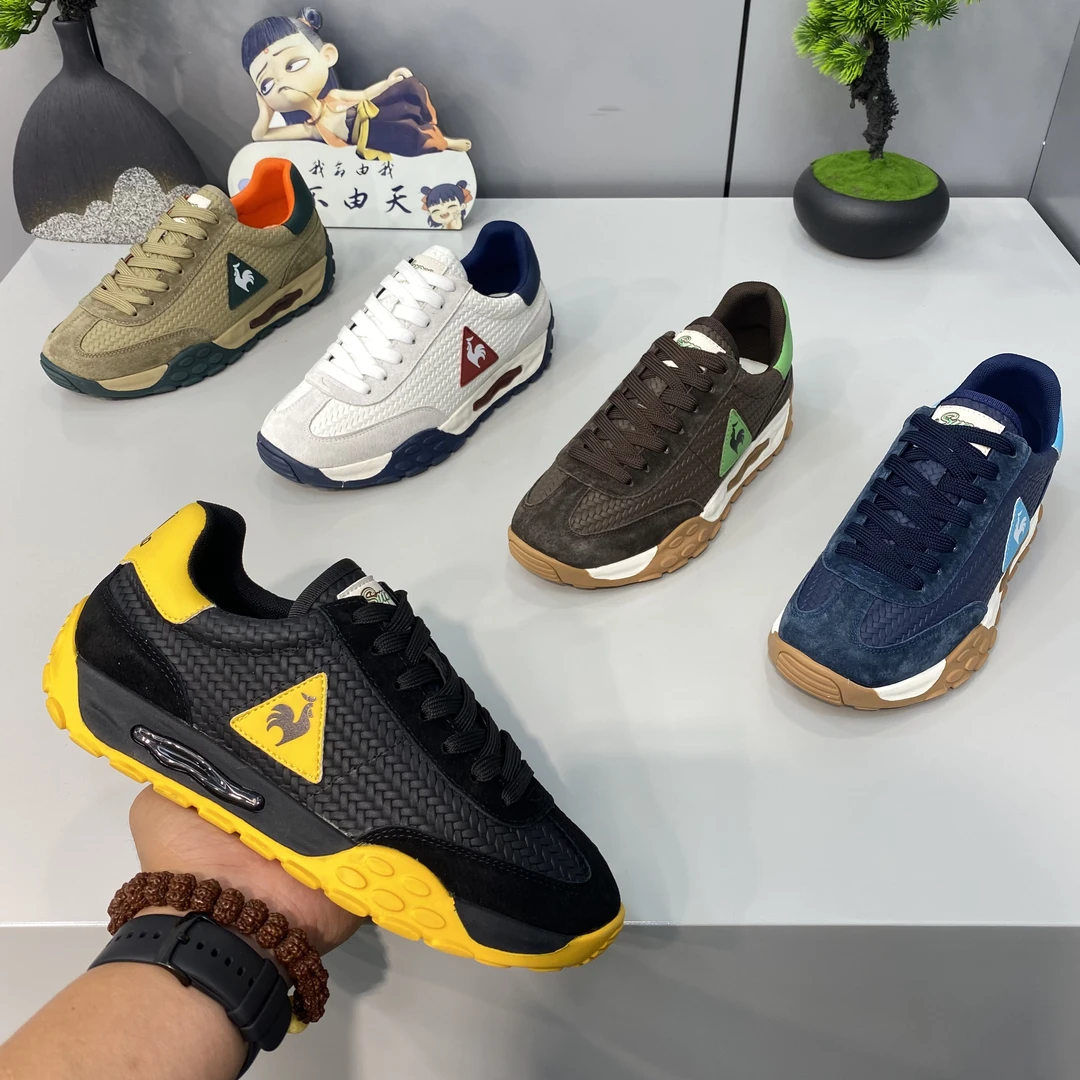 2025新款低帮系带拼接舒适阿甘鞋防滑软底百搭休闲潮流百搭男鞋