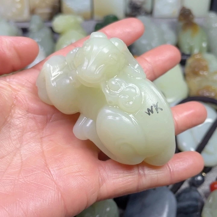 和田玉未镶嵌挂件