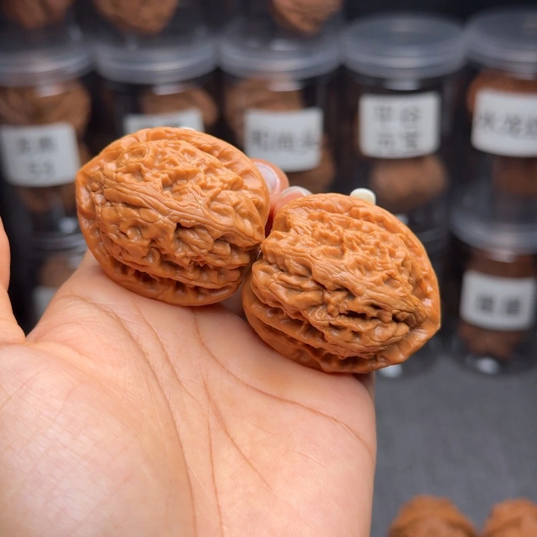 把件文玩核桃红锦鲤