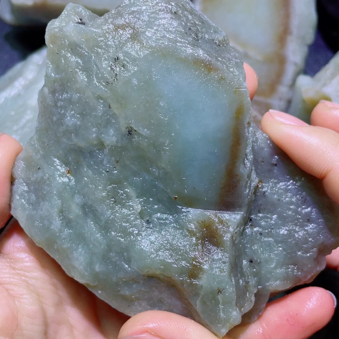 和田玉未镶嵌珠宝半成品