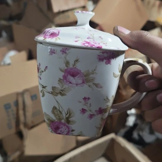 茶盏陶瓷盘子碗啥都有