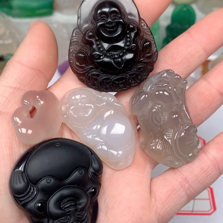 玛瑙/玉髓颈饰未镶嵌?*赐