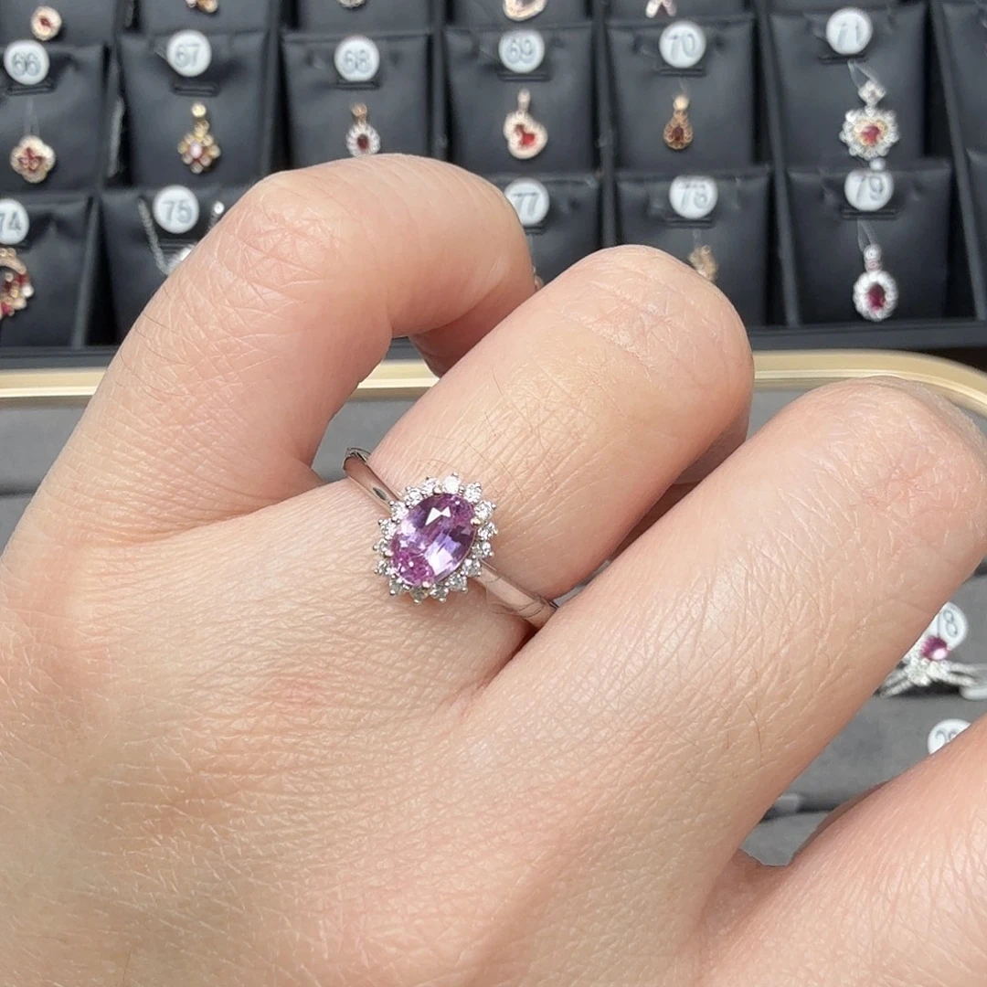 戒指18K金镶嵌彩色蓝宝石无烧帕帕戴妃0.84克拉