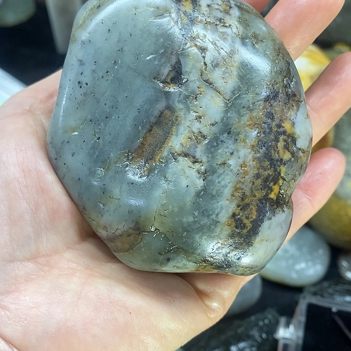 和田玉（糖玉）未镶嵌挂件