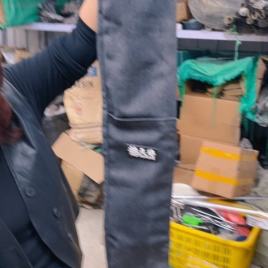 微瑕伞包灰16*115。