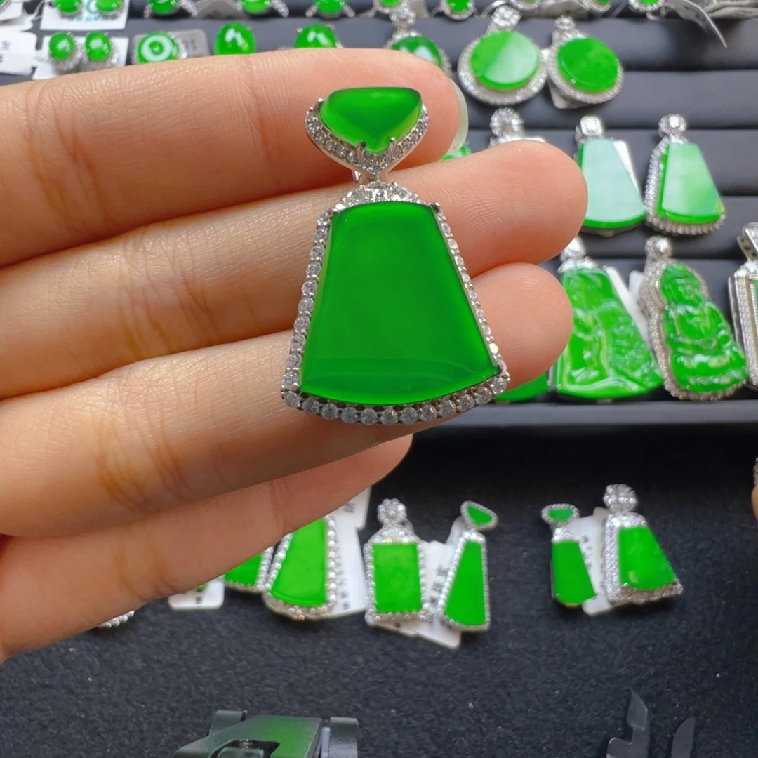 翡翠银S925镶嵌颈饰