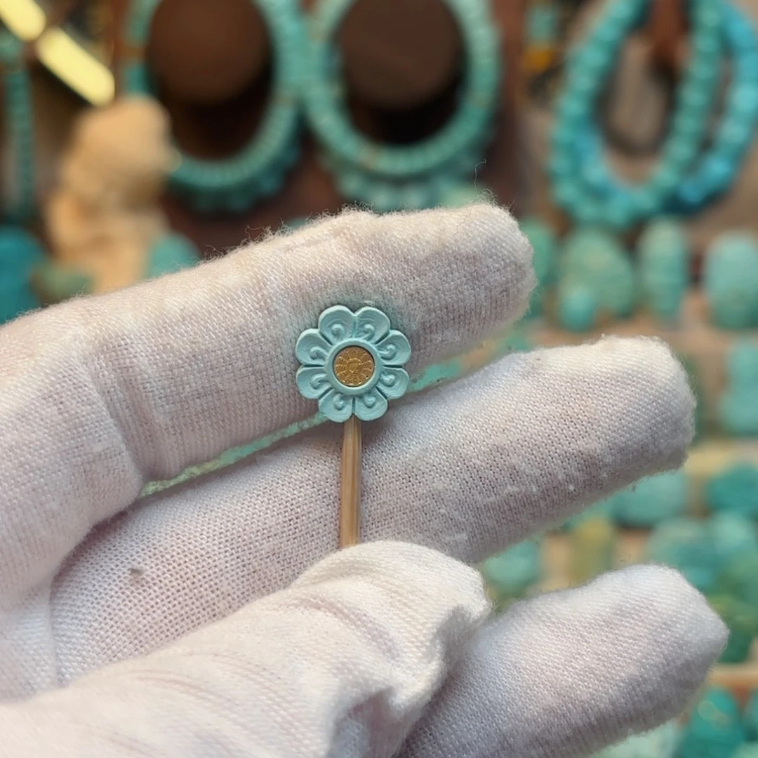 绿松石配饰未镶嵌