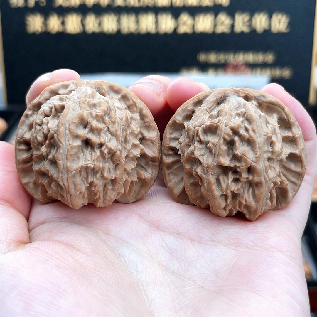 把件文玩核桃中场福利对一口价直接拍42尺不是全品42X1