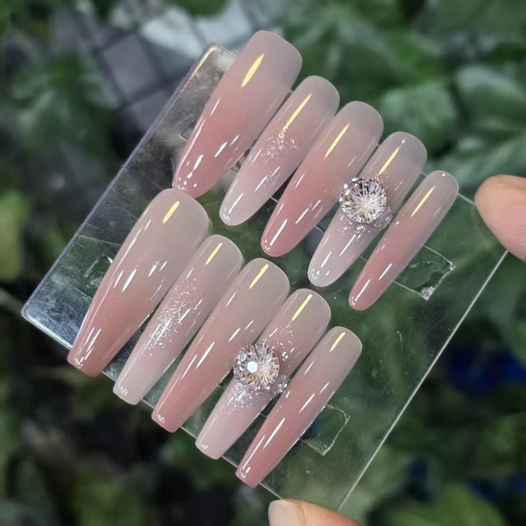 玉兰芬芳丶(天火切+小钢珠+无缝隙)珠宝级丶手工穿戴甲默认微瑕