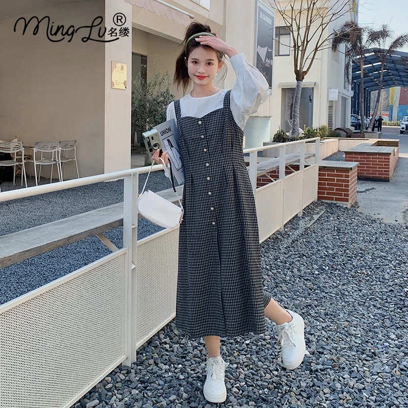 格子背带连衣裙两件套女春秋今年流行活泼减龄今年流行学院风套装