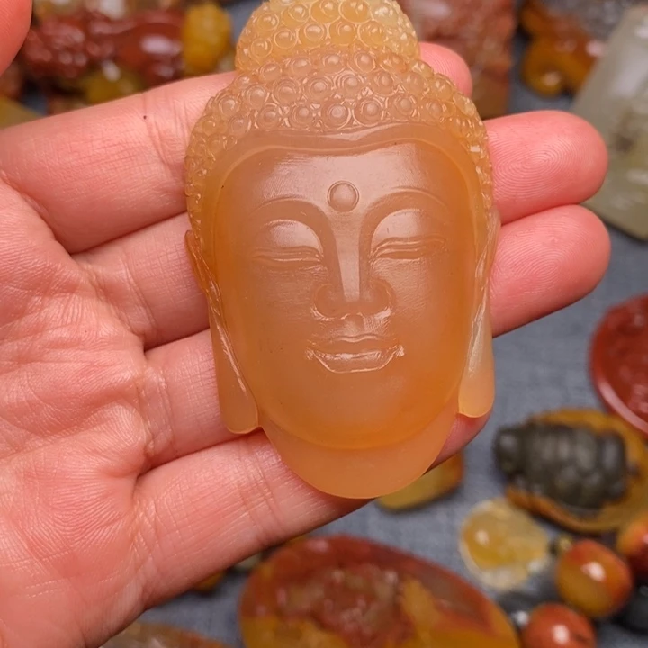 石英质玉（黄龙玉）合金颈饰