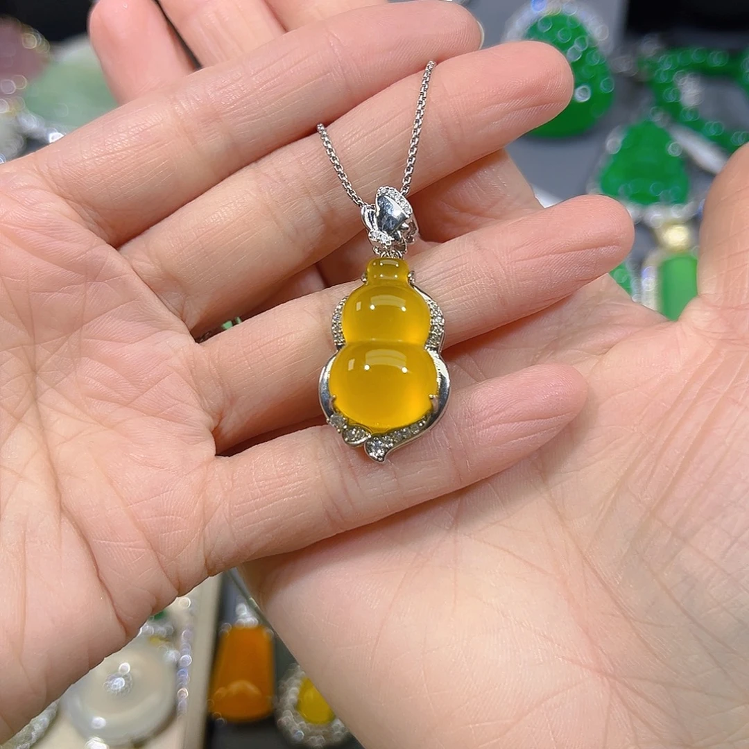 玛瑙/玉髓合金颈饰