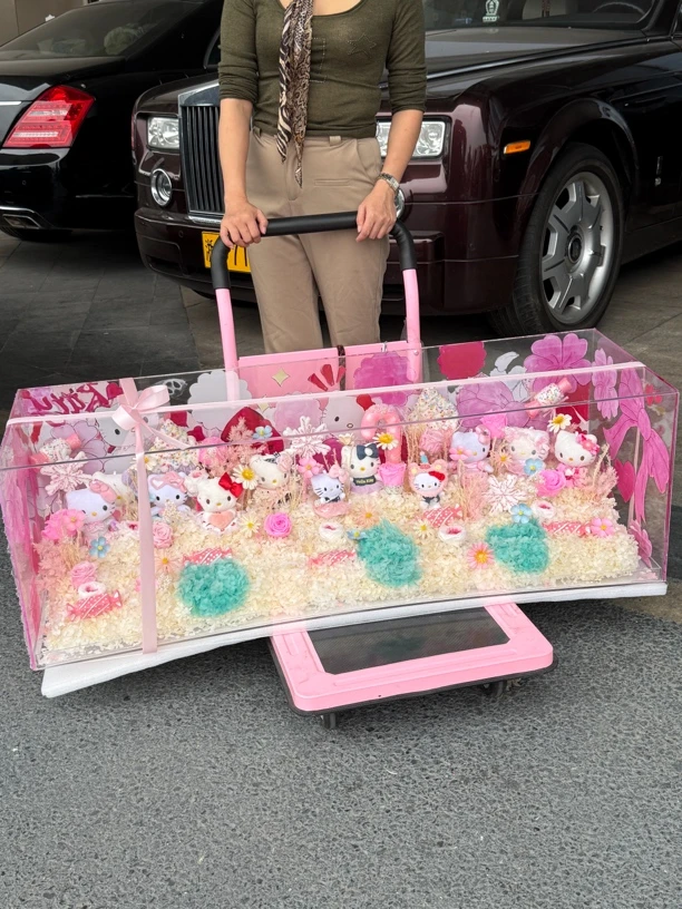 圣诞节情人节hellokitty永生花超大礼盒定制款生日表白求婚送女友