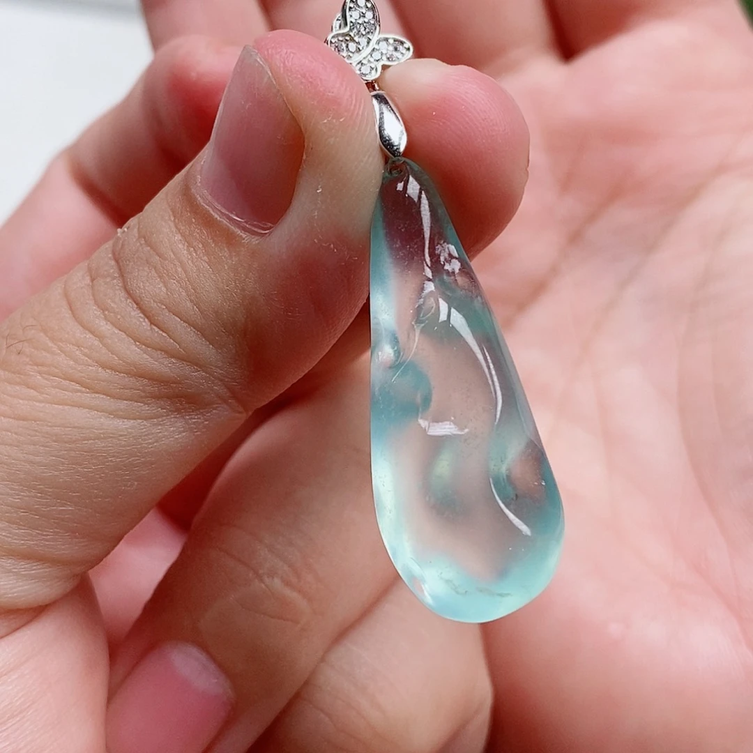 未镶嵌蛇纹石玉吊坠花**花
