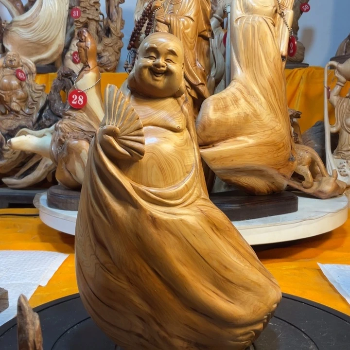 柏木（崖柏）  弥勒