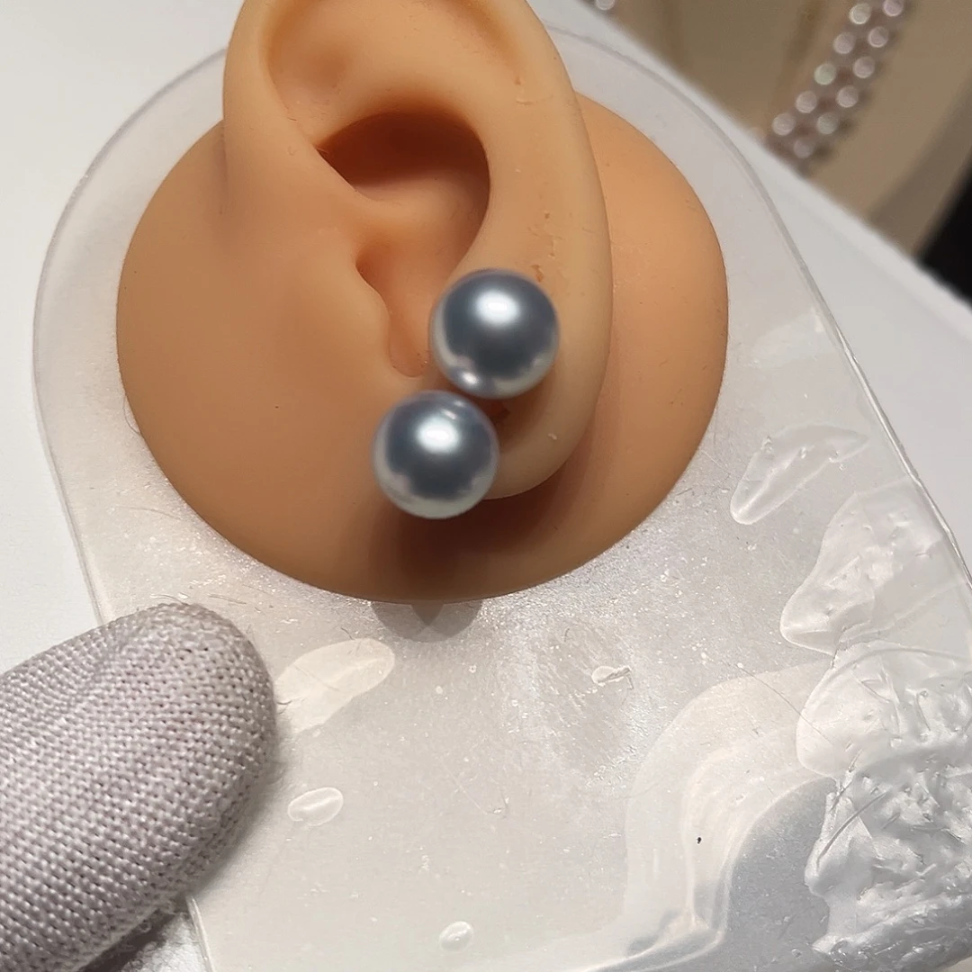 颈饰海水珍珠18K金镶嵌