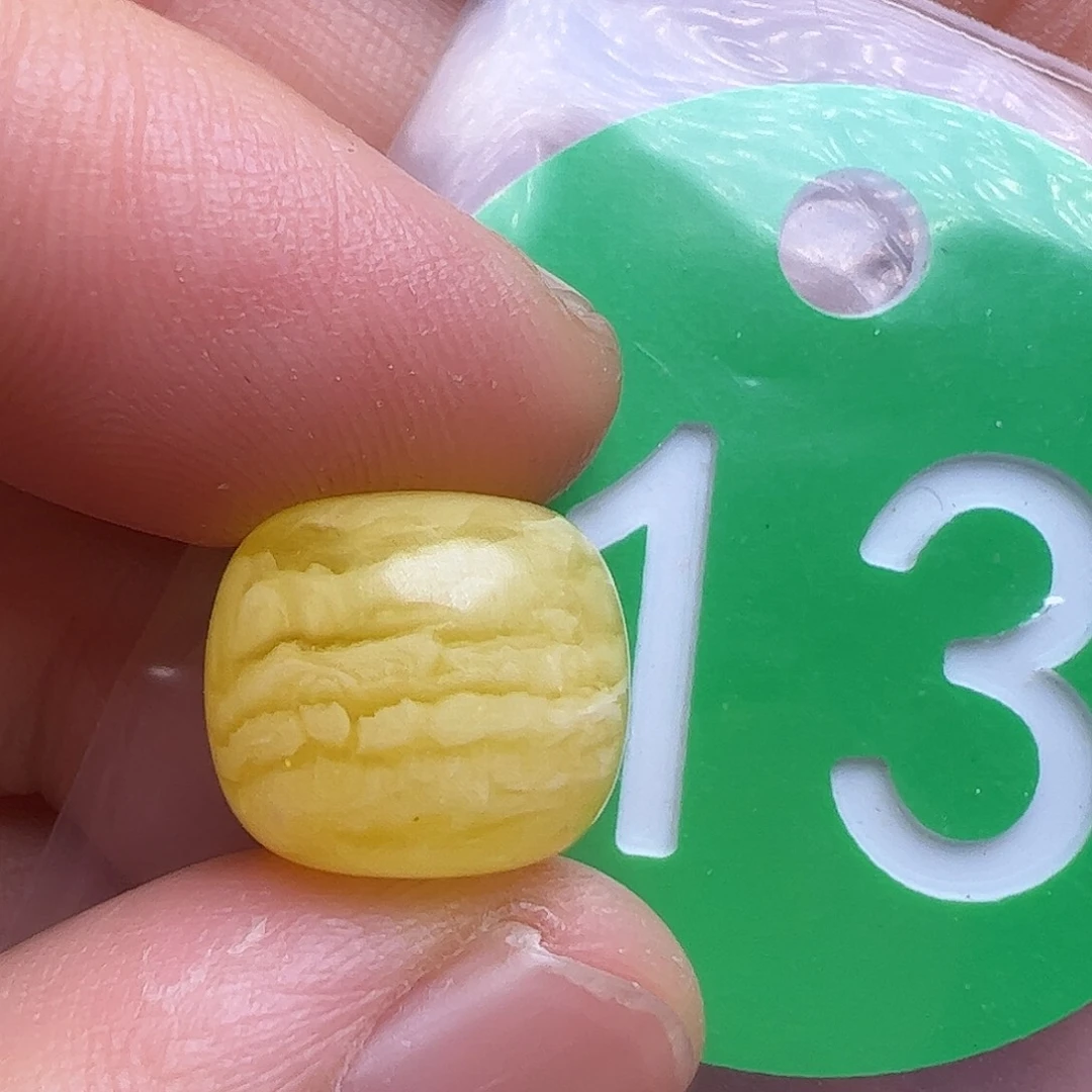 蜜蜡未镶嵌珠宝奇石12.6m m