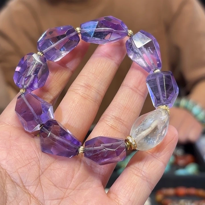 伊***梦水晶颈饰未镶嵌水晶