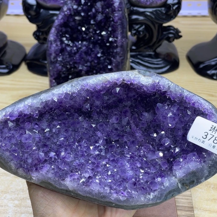 未镶嵌大型摆件（非配饰）紫晶