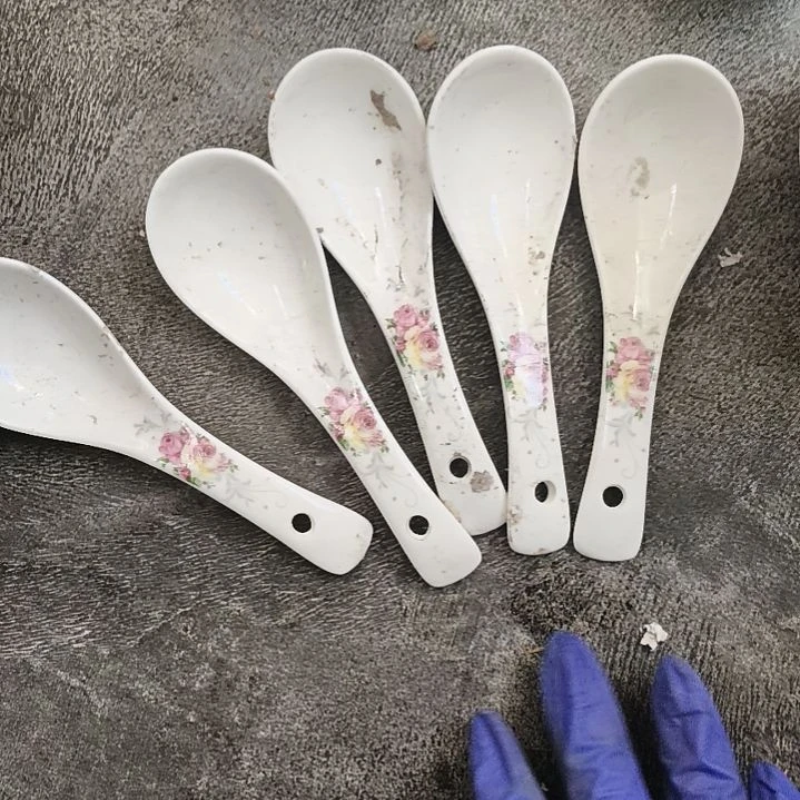 瓷陶瓷盘子碗啥都有