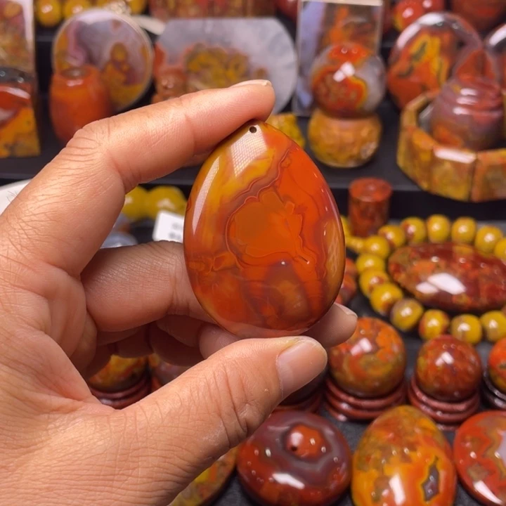 玛瑙/玉髓吊坠未镶嵌