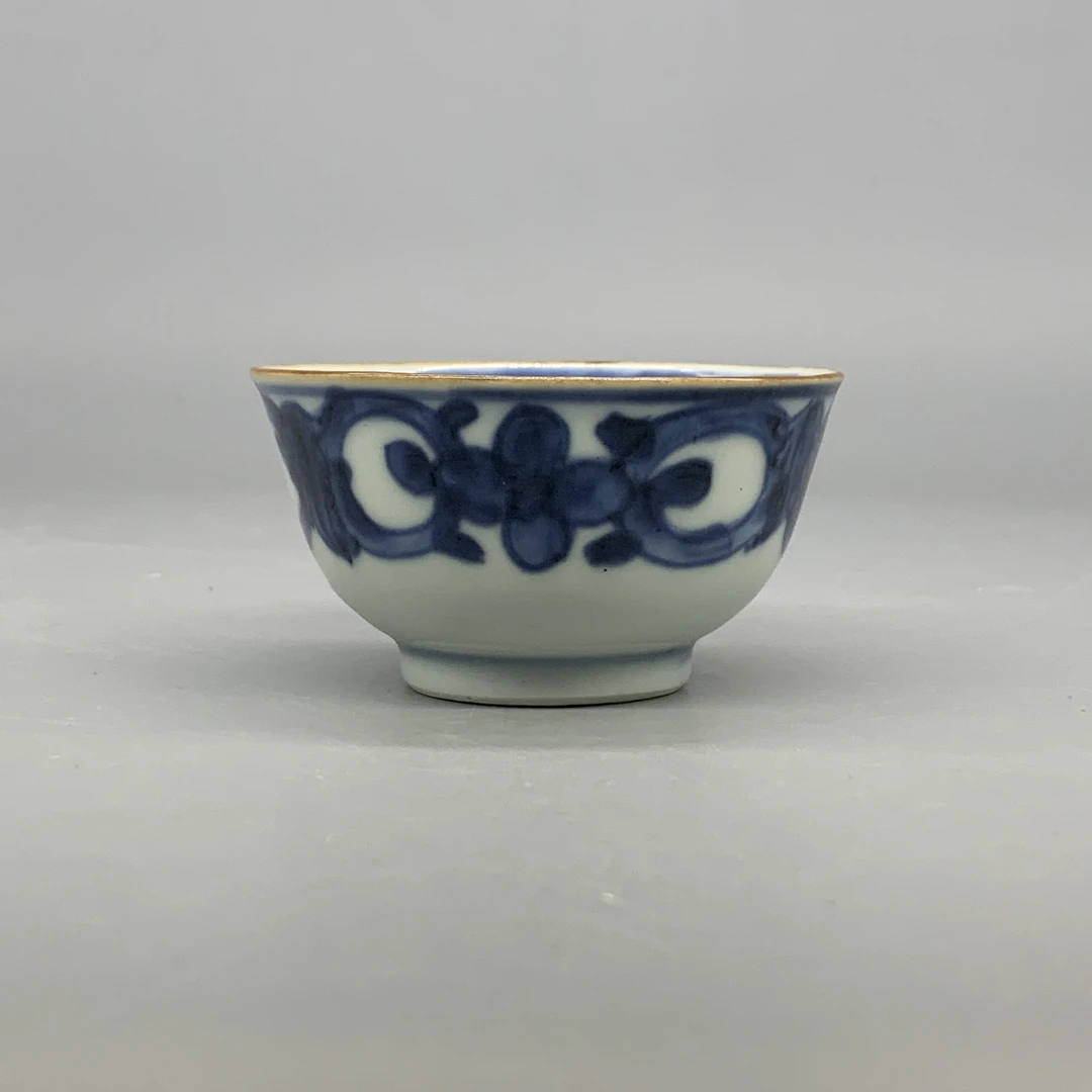 52511015*清康熙青花花卉纹杯/瓷器五/江苏省文物总店/J