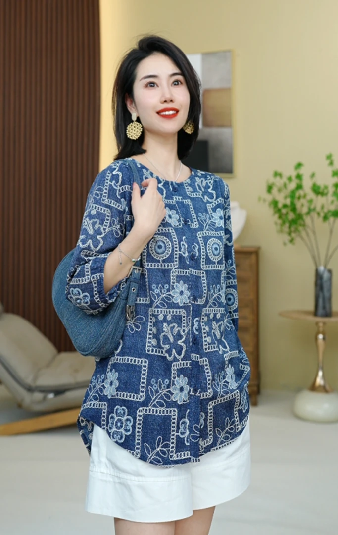 BEIJU 2025新款时尚气质轻奢百搭洋气宽松显瘦圆领印花衬衫女6306