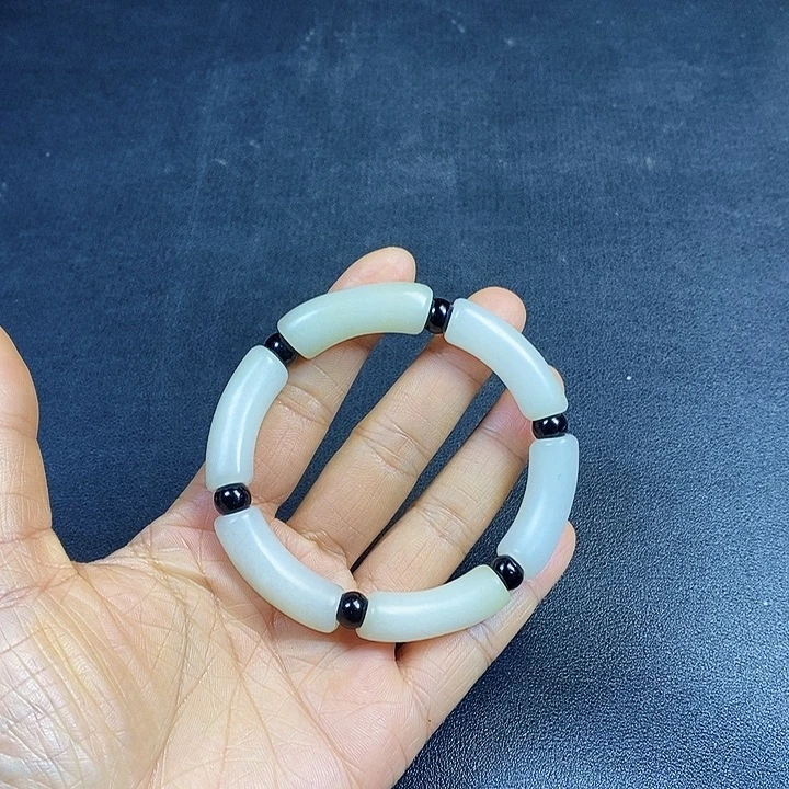 白玉菩提吊坠摆件