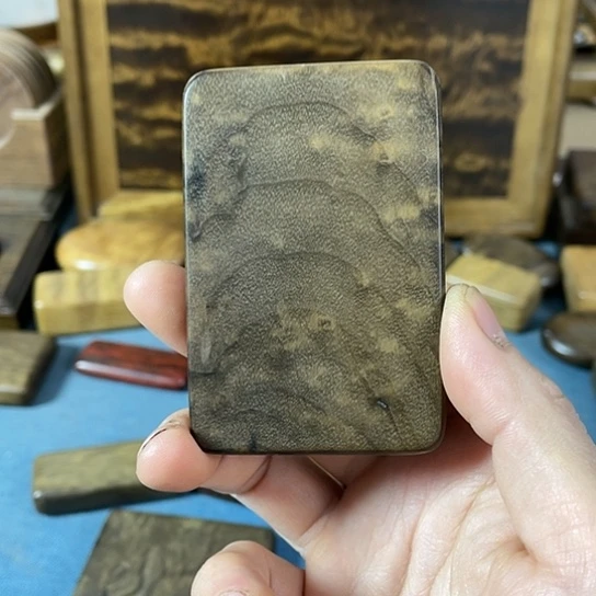 【闪购商品】沙***产金丝楠阴沉木无事牌