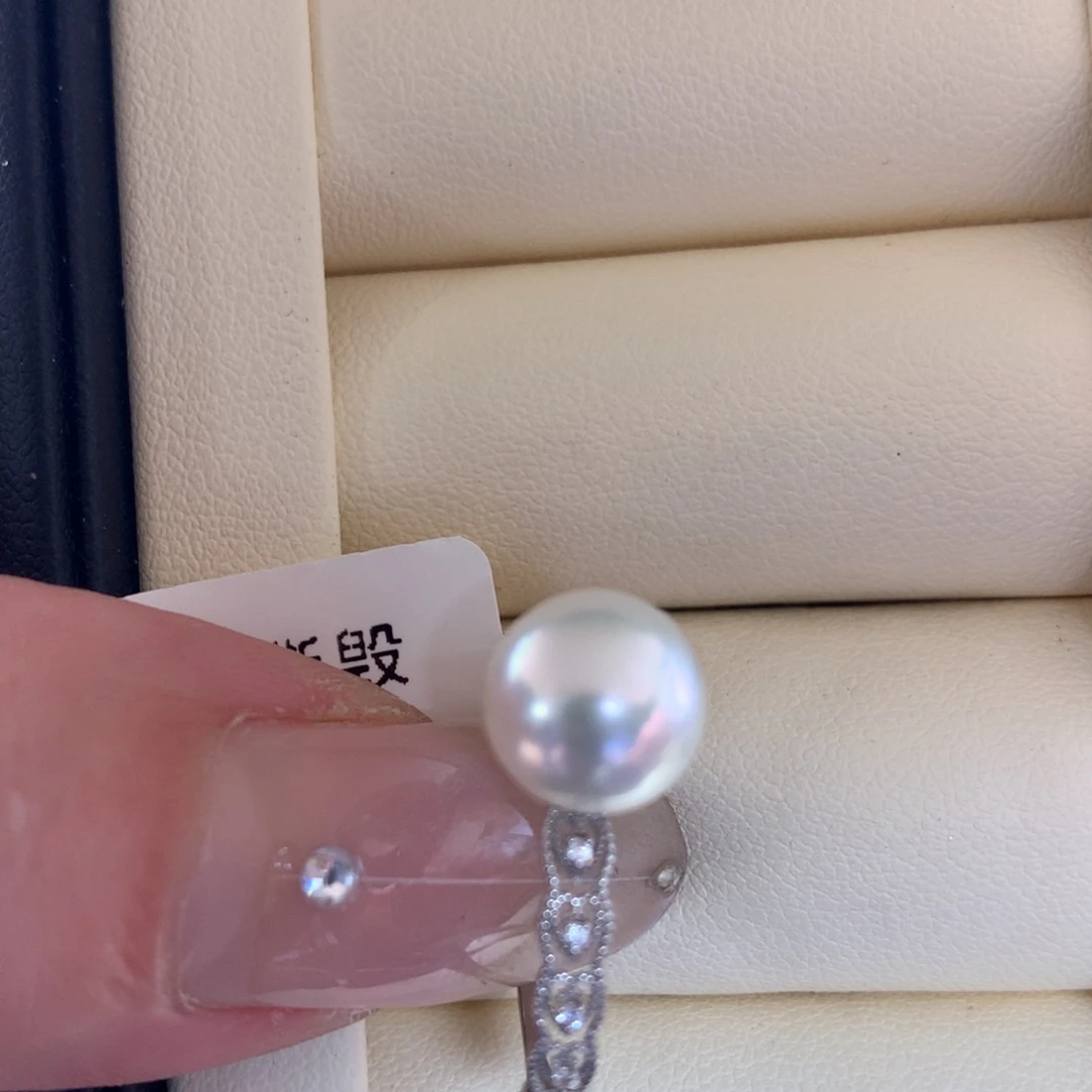 18K金镶嵌戒指海水珍珠