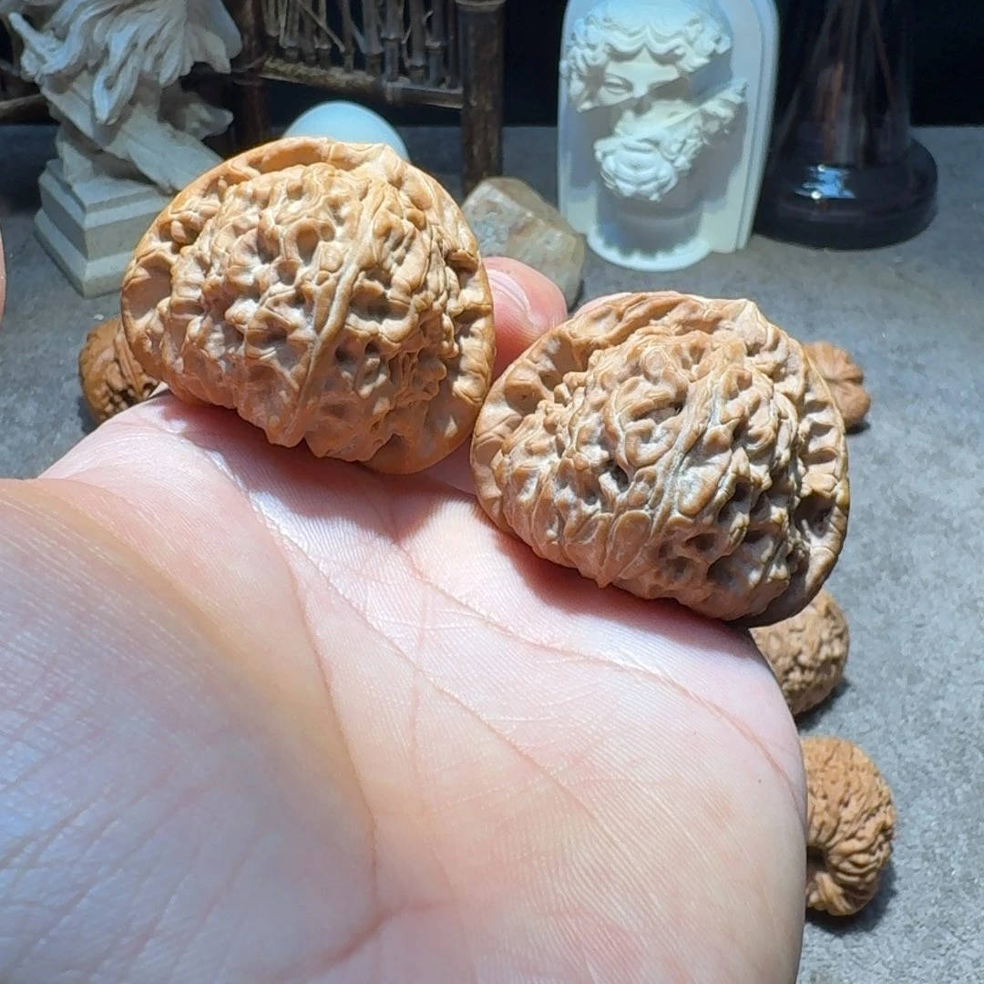 手串/手链核桃45全品卡姿兰三角白