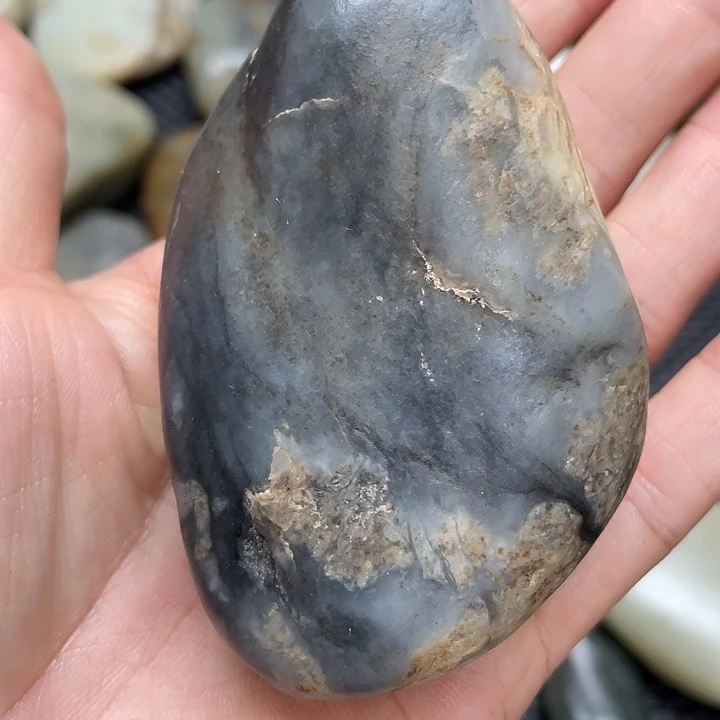 和田玉未镶嵌车挂