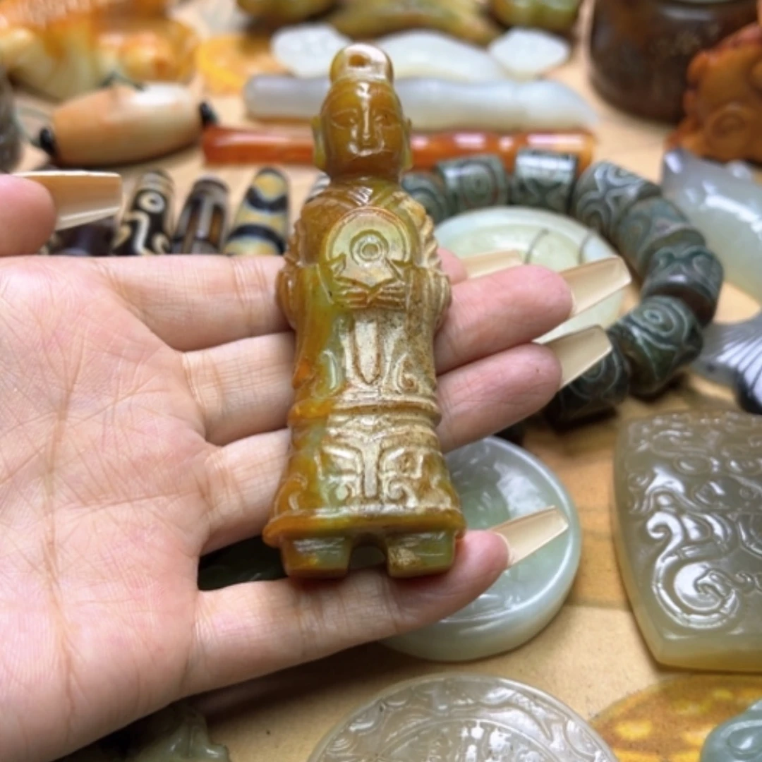 【闪购商品】蛇纹石玉颈饰未镶嵌