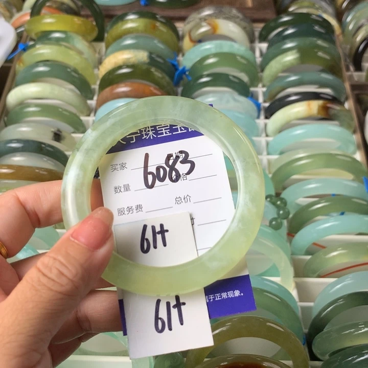 未镶嵌蛇纹石玉手镯6083