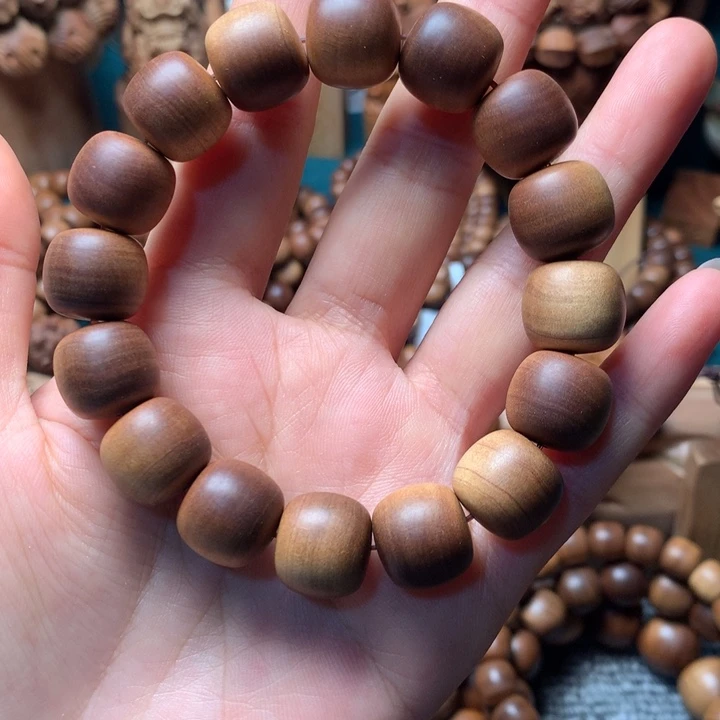 檀香木手串/手链欧****子老山檀香1.3*1.4