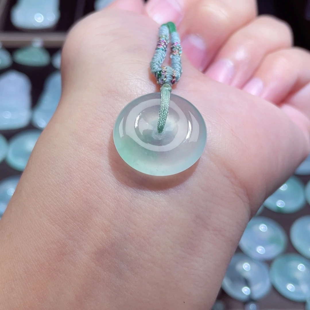 颈饰未镶嵌翡翠扣子