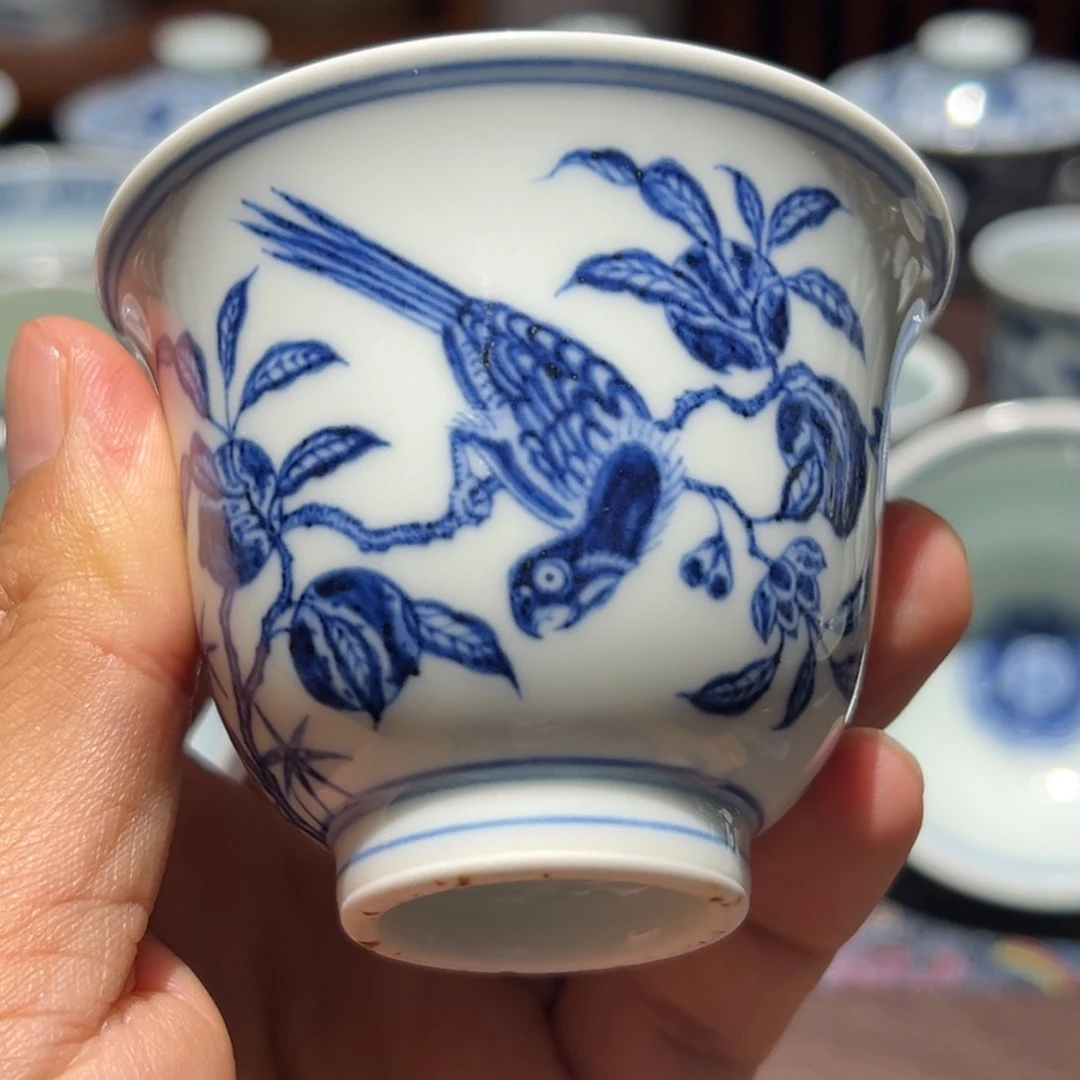 杯精品青花鹦鹉桃子铃铛杯口径约7.5厘米