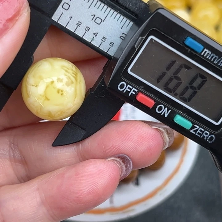 琥珀裸石未镶嵌蜜蜡1386
