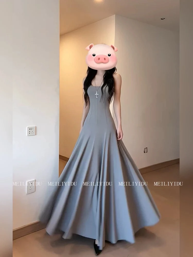 大码方领收腰吊带长款纯欲显瘦大裙摆连衣裙9350