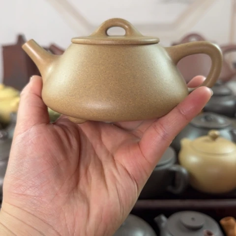 茶壶紫砂墨绿泥料200cc