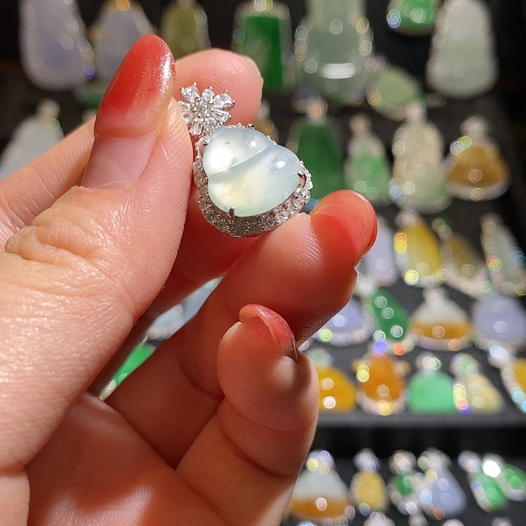 颈饰银S925镶嵌翡翠天然翡翠