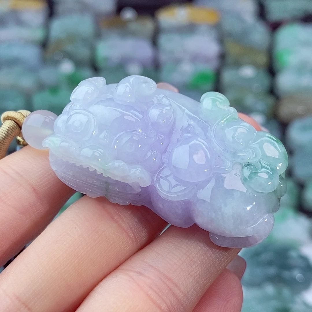 颈饰未镶嵌翡翠天然