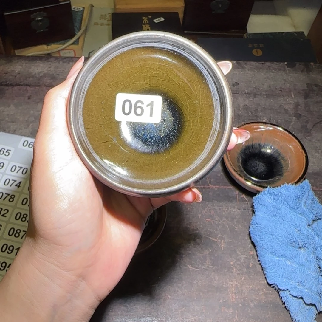 鲍***剑茶盏061 名匠茶器专属链接