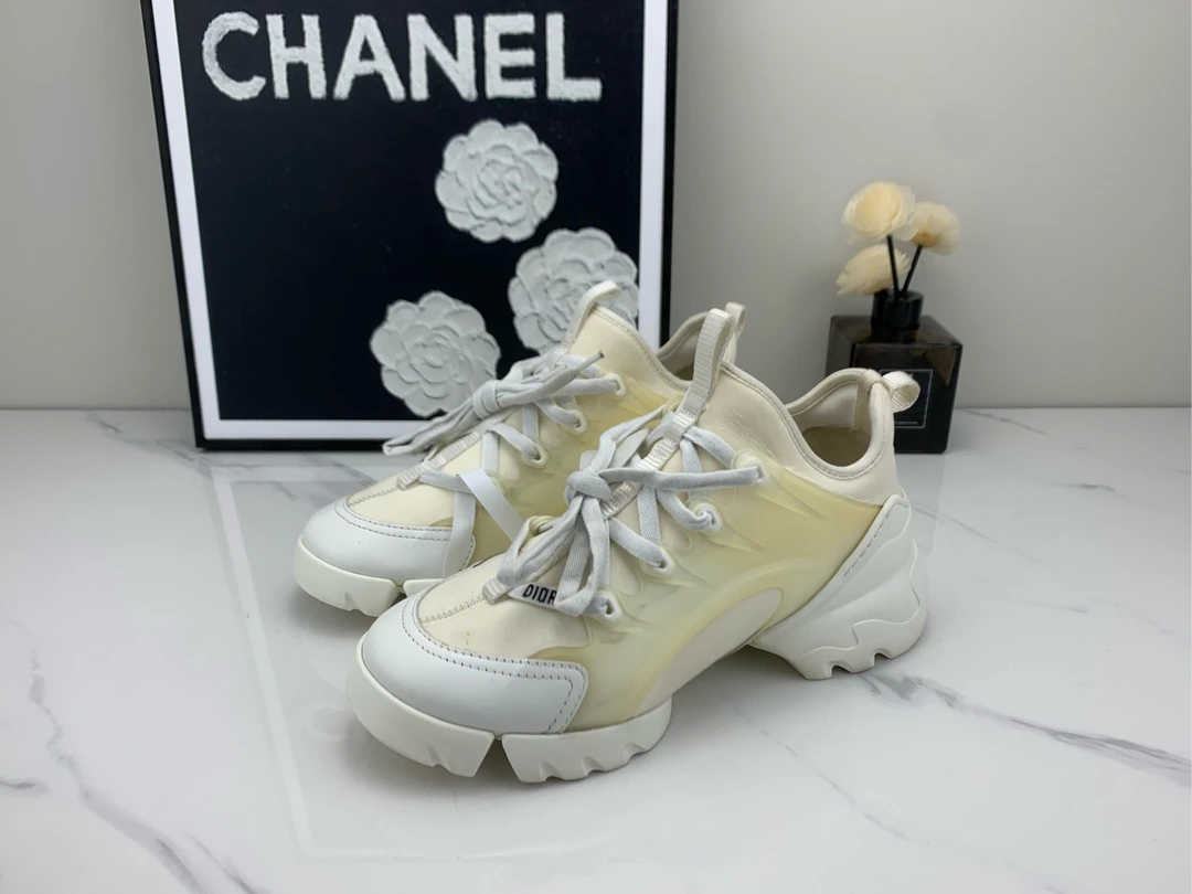 95新 DIOR/迪奥 Dior迪奥 白色老爹鞋 35.5码/nn00019