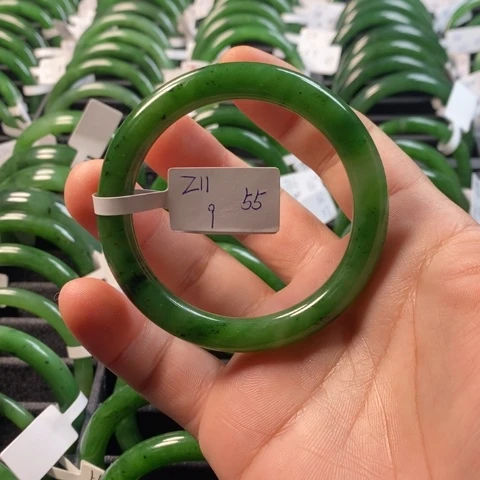 和田玉（碧玉）手镯未镶嵌