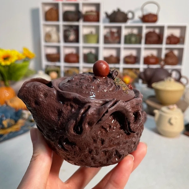 葡萄手抓壶 宜兴紫砂供春树桩宝瓶 约150毫升 仿生葡萄宝瓶单壶