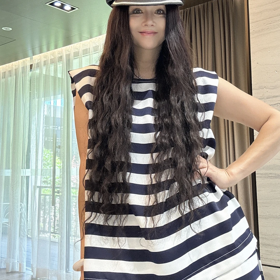 【周周家】设计师定制款条纹无袖圆领百搭无袖垫肩上衣
