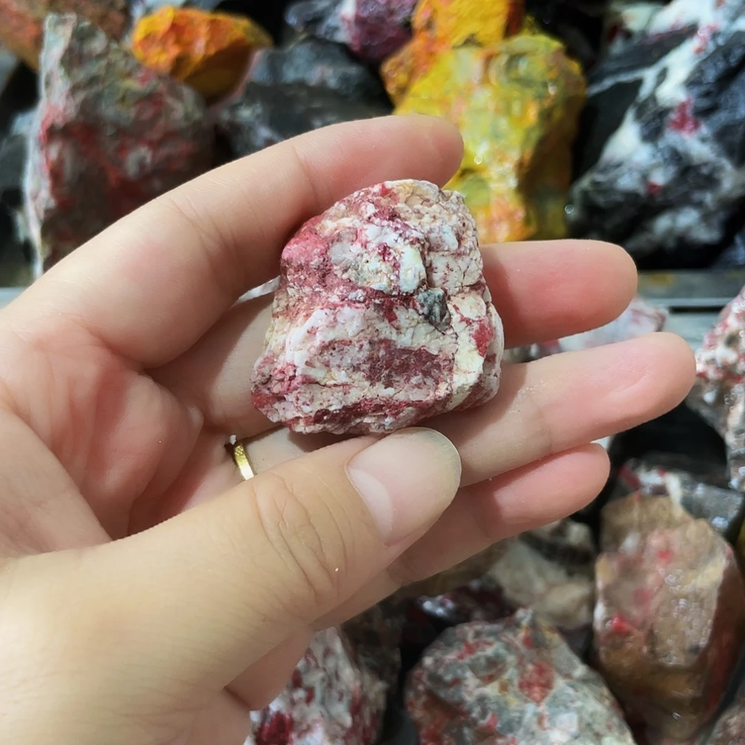 唯***一天然辰砂福利朱砂毛料