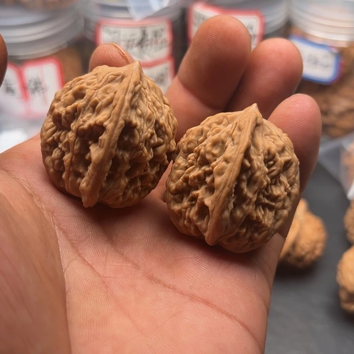 把件文玩核桃虎头