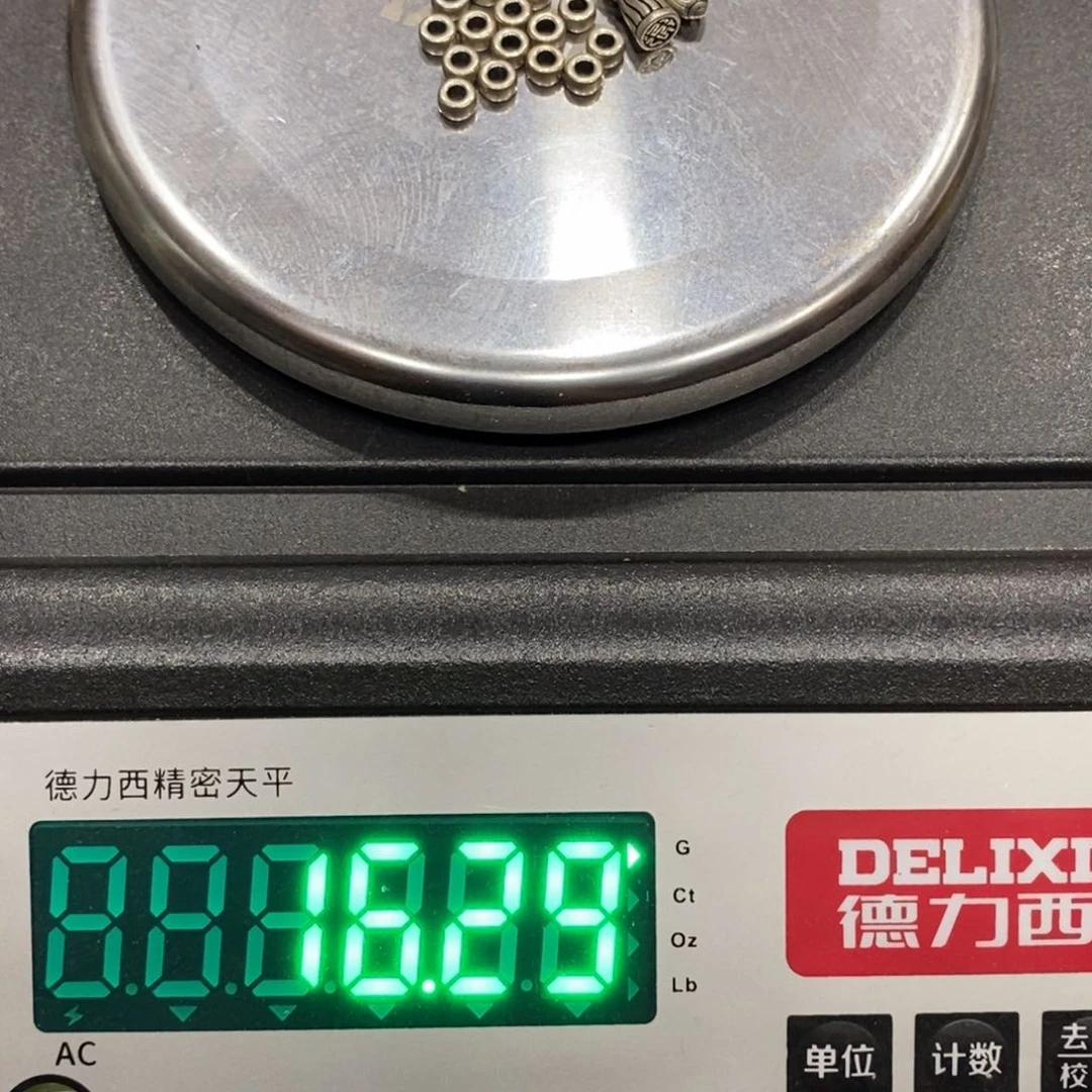 弱***！彩色绳子串好送一个小卡子